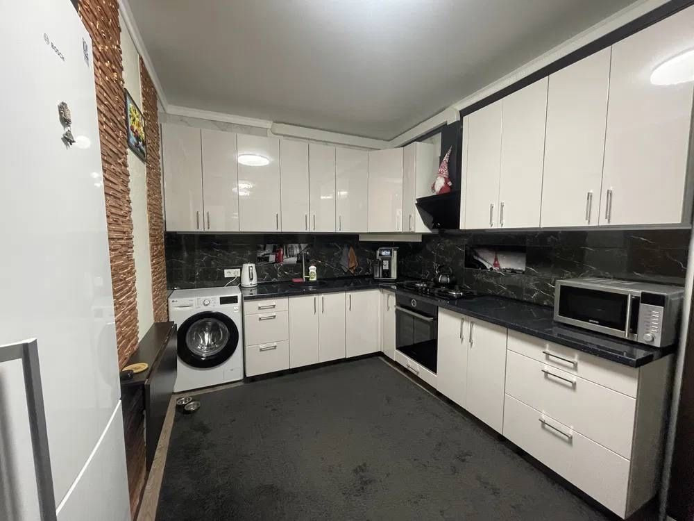 Оренда 2к квартири по вул. Наукова Львов - изображение 1