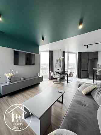 Дизайнерська двокімнатна квартира на Чорновола в новобудові Львов