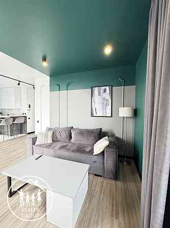 Дизайнерська двокімнатна квартира на Чорновола в новобудові Львов