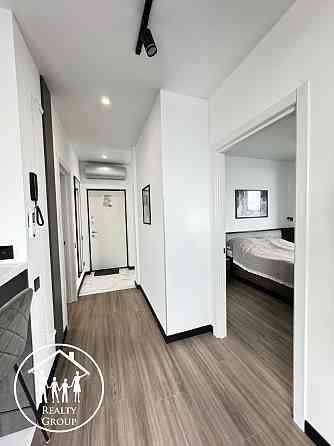 Дизайнерська двокімнатна квартира на Чорновола в новобудові Львов