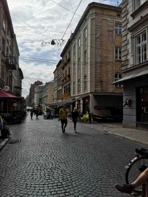 Продам 1-кімнатну квартиру, площа Ринок, вул. Братів Рогатинців, 7 Львів - зображення 1