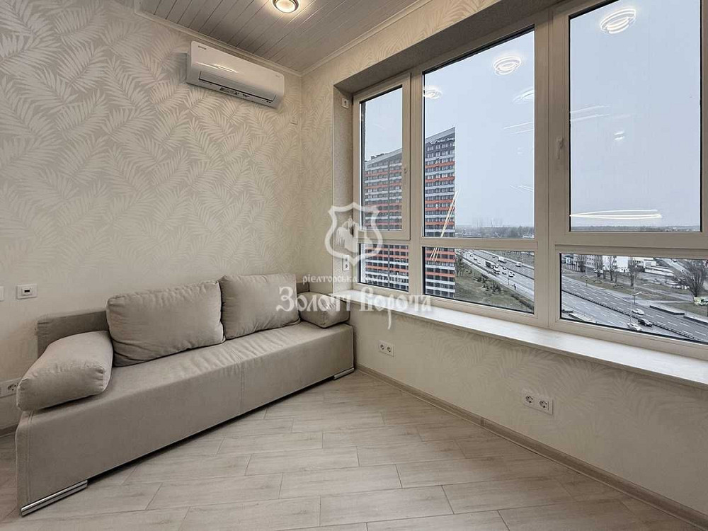 Квартира, 1к. Дизайнерський ремонт. Кам'янська, 127а, ЖК «Метро Парк» Київ - зображення 2