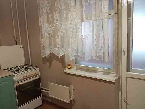 Однокімнатна метро Позняки Київ