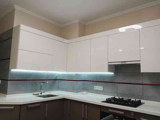 Сдаю большую 2х комн квартиру  в центре Днепра,низ пр Поля Дніпро