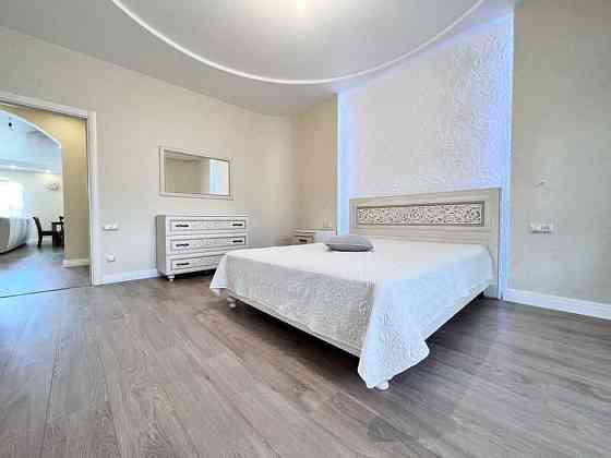 3.к. студия ул. Миронова Центр 145м2 Новострой Европейская Дніпро