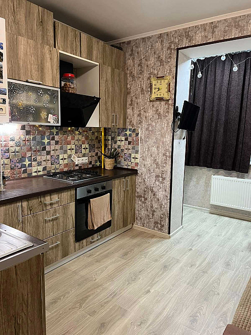 Квартира з ремонтом. Індивідуальне газове опалення. 1 к Гостомель - зображення 4