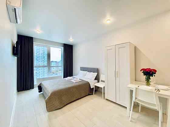 Оренда квартири від 1 місяця без комісії м. Харківська, Позняки Киев