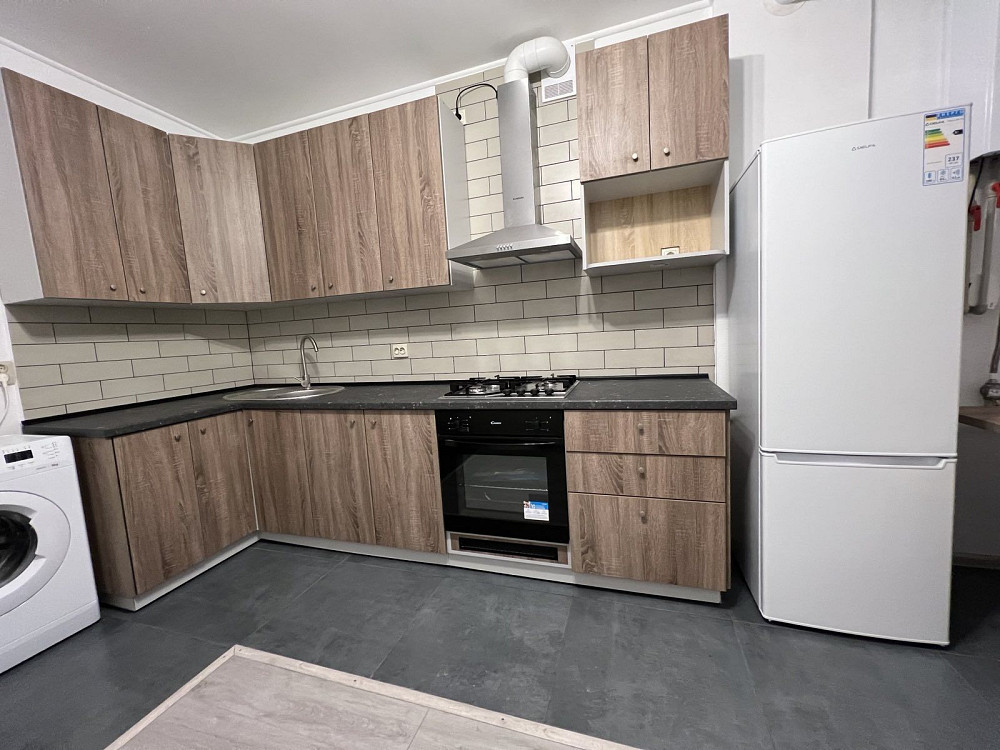 Простора квартира з балконом в Кварталі 4 поверх Софіївська Борщагівка - зображення 1