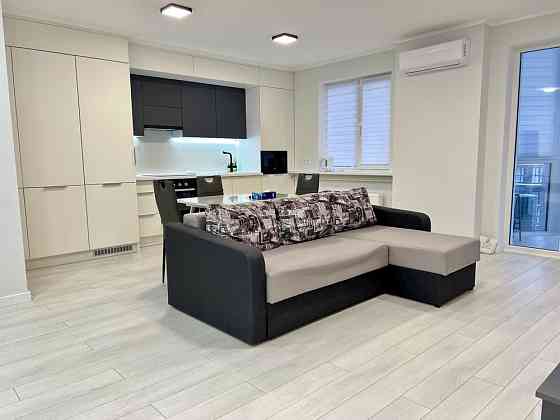 Оренда 2к квартира, центр, Стрітенська 18 Полтава