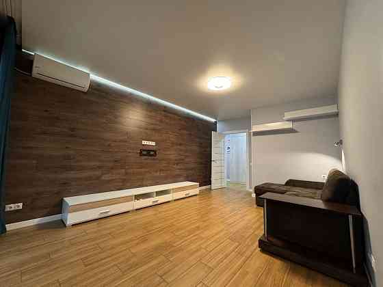 2 кім.кв у ЖК Сімейний Люкс на Митниці Черкассы