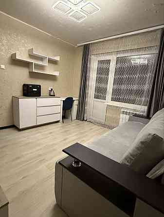 Продам 1-кімнатну квартиру Академіка Паладіна 7/60 Київ