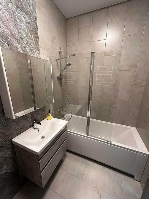 Простора 1-кімнатна квартира в ЖК «Повітрофлотський квартал» Киев - изображение 6