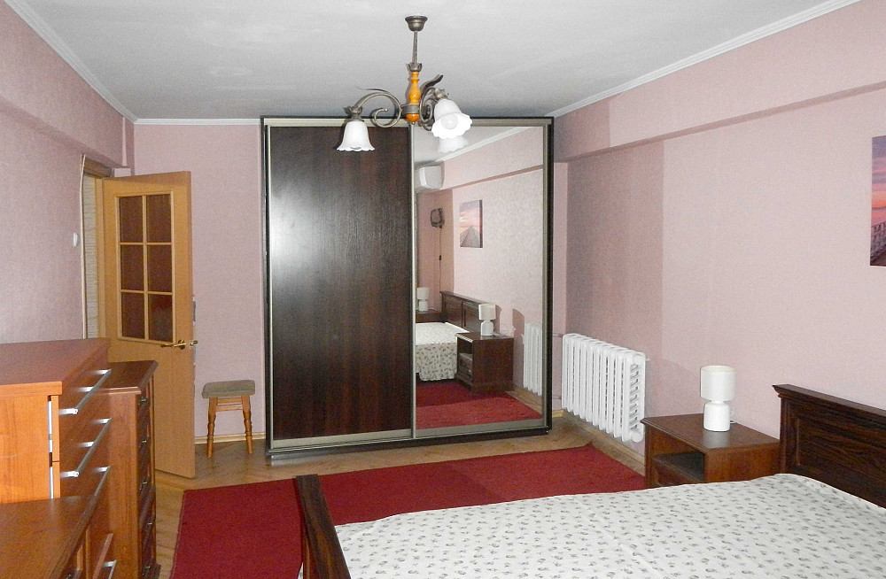 ЦЕНТР, метро "Олімпійська", вулиця Велика Васильківська, 94 Киев - изображение 2