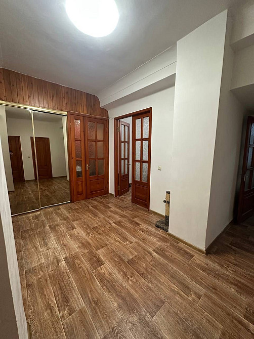 Продам 3-х кімнатну квартиру в центрі міста Дмитра Яворницького 46 Днепр - изображение 1