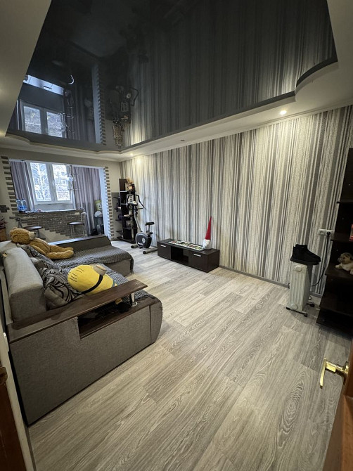 Продам квартиру 3 комнаты Павлоград - изображение 1