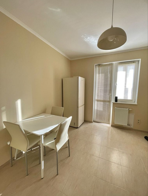 1-км кВ з ремонтом і меблями Львів - зображення 5