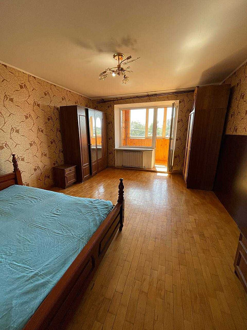 Продаж великої трикімнатної квартири в центрі Немішаєве Немішаєве - зображення 1