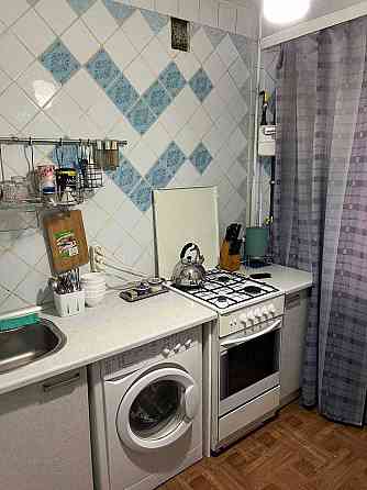 Продам 3-комнатную квартиру с балконом и погребом возле мСтуденческая Харків