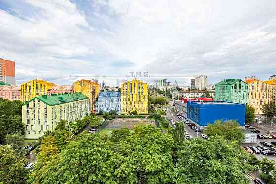 Продаж Квартира Дніпровський район Комфорт Таун з терасою Киев