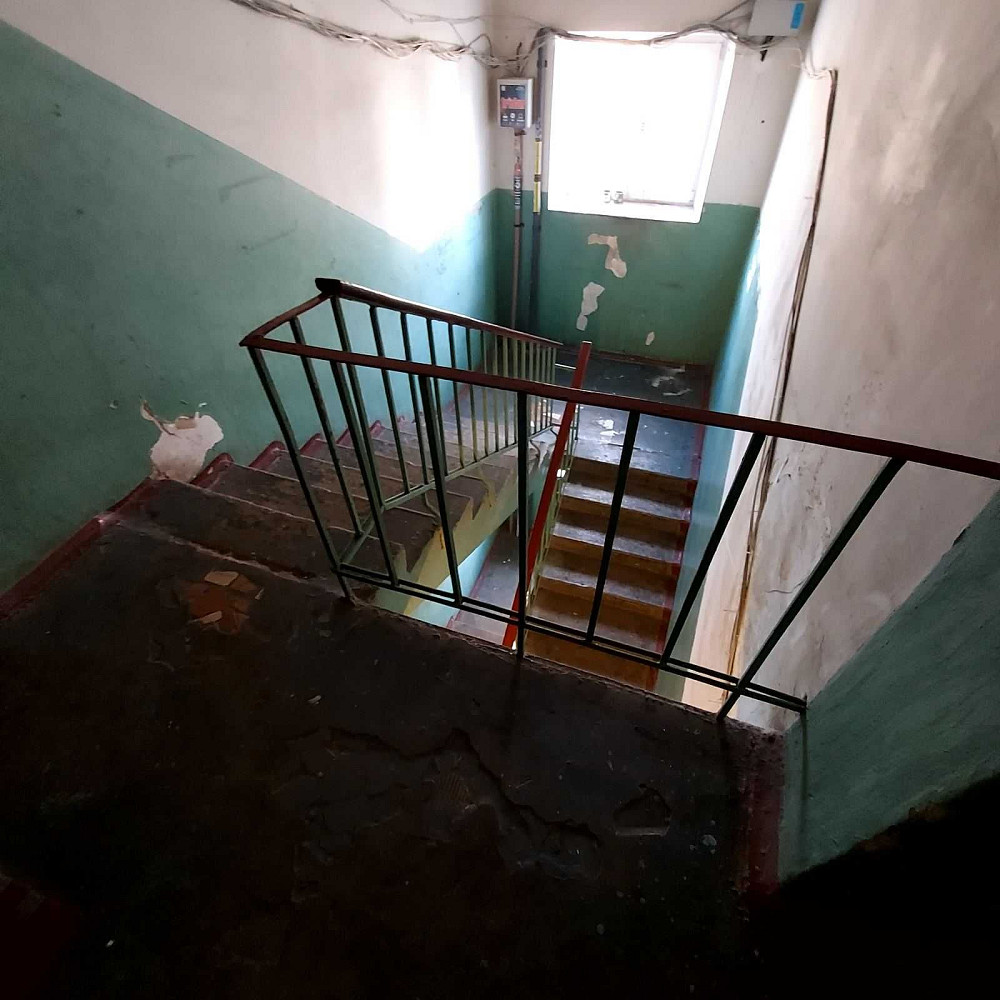 продам 1-кімн. Вітряні гори 28м2 в цегляному будинку під ремонт Киев - изображение 8