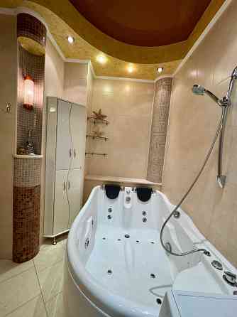 Оренда двокімнатної квартири вулиця Павла Скоропадського Київ