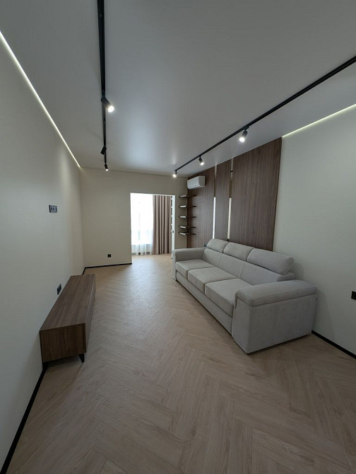 Стильна квартира з окремими 2 кімнатами в тихому центрі Ивано-Франковск - изображение 8