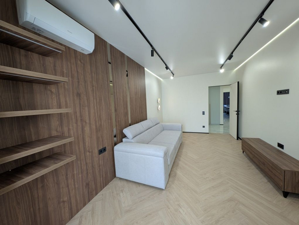 Стильна квартира з окремими 2 кімнатами в тихому центрі Ивано-Франковск - изображение 5