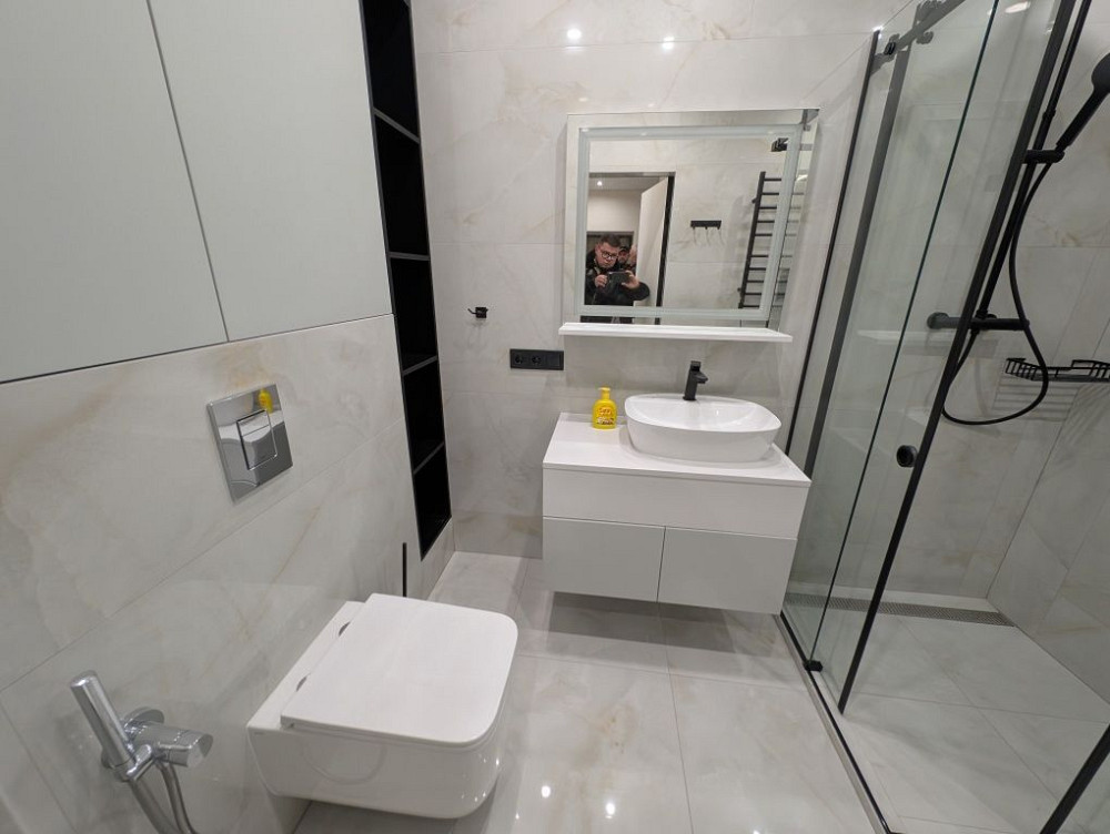 Стильна квартира з окремими 2 кімнатами в тихому центрі Ивано-Франковск - изображение 6