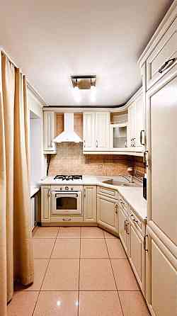 БЕЗ КОМІСІЇ! 5 хв пішки до метро Палац Україна. 2к квартира-студія Київ