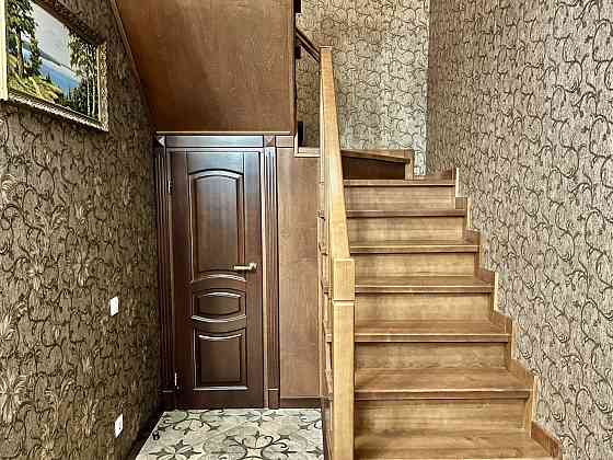 Дворівнева квартира з меблями і технікою. Без комісії! СЕРТИФІКАТ Киев