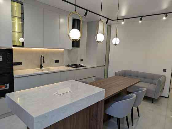 Кухня студія +2 окремі кімнати з стильным ремонт МЖК Паркове Містечко Івано-Франківськ