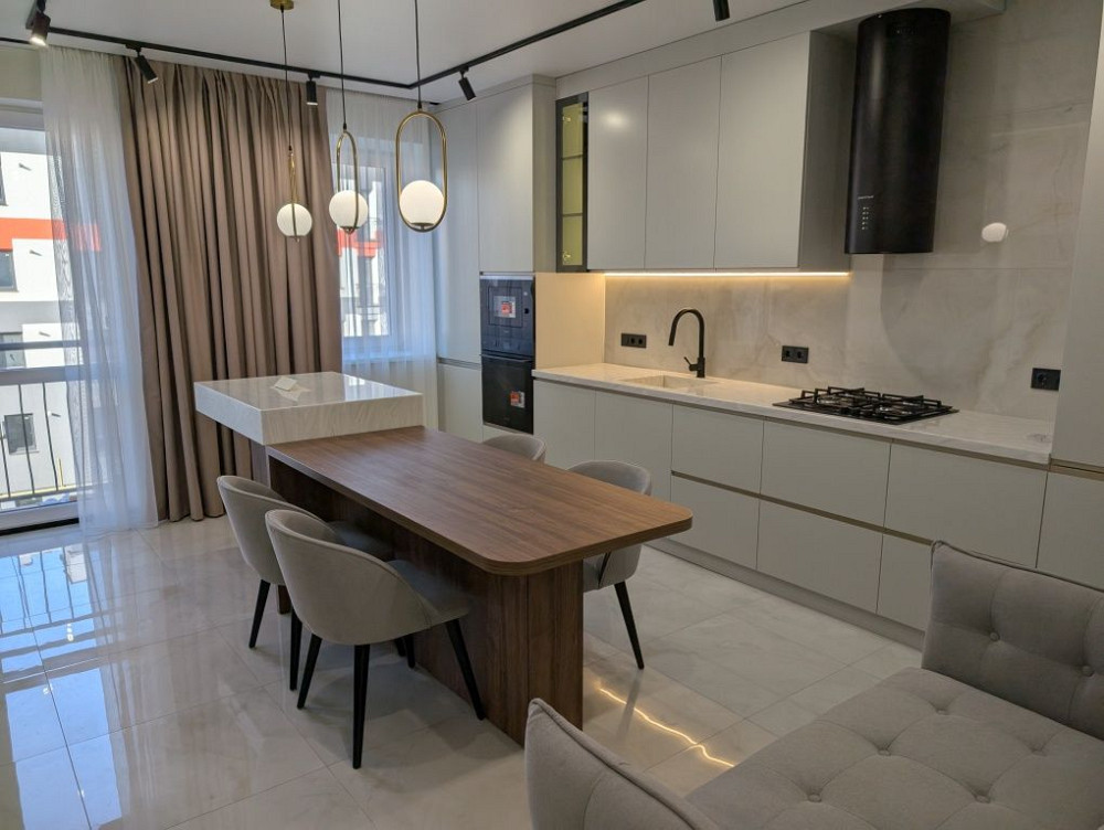 Кухня студія +2 окремі кімнати з стильным ремонт МЖК Паркове Містечко Івано-Франківськ - зображення 3