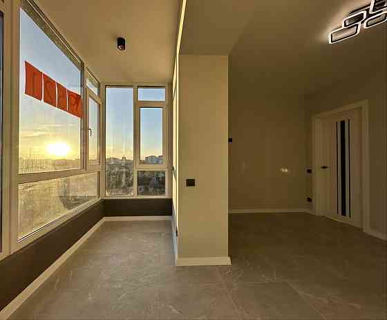 Продається світла 2кім квартира з ремонтом біля ТЦ Арсен Івано-Франківськ