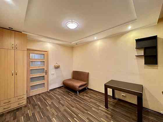 Продам 2к квартиру вул. Архітектора Вербицького, 9ж, Дарницький р-н. Киев