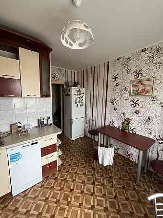 Продам трёхкомнатную квартиру р-н рынок Нива Чернігів