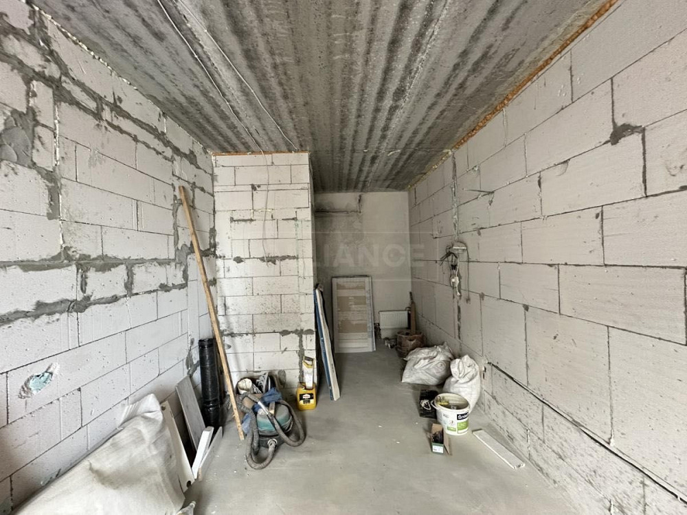 Здана готова до ремонту центральна частина Івано-Франківськ - зображення 6