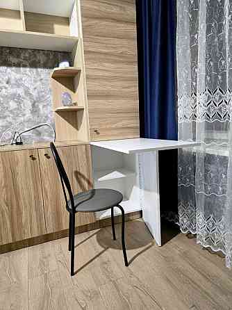 Здам 1к СТУДІЮ, КОМАРОВА (р-н ІВАСЮКА), з усіма ЗРУЧНОСТЯМИ, вільна! Черновцы