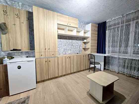 Здам 1к СТУДІЮ, КОМАРОВА (р-н ІВАСЮКА), з усіма ЗРУЧНОСТЯМИ, вільна! Черновцы