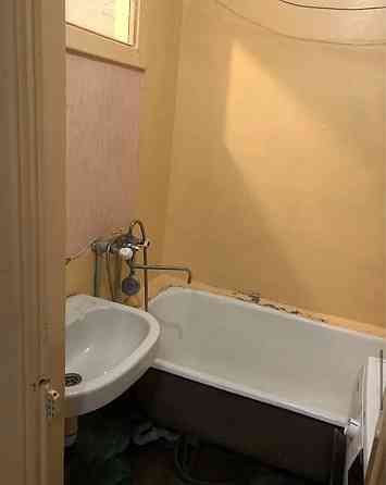 Здам 1к колонка район 12 та 13 шкіл, Антонова Винница