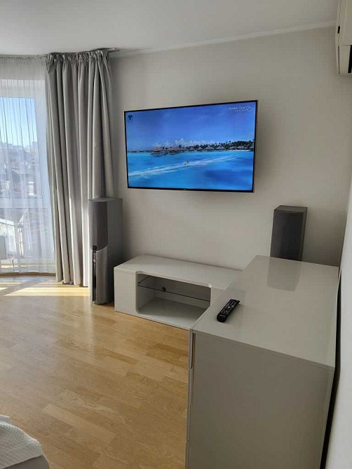 Простора 2-к. квартира з ремонтом за вул. Шухевичів Ивано-Франковск - изображение 2