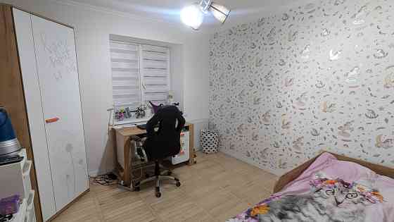 Продам 3-кімнатну квартиру Тополя-1 Днепр