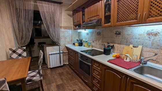 Продам 3-кімнатну квартиру Тополя-1 Днепр