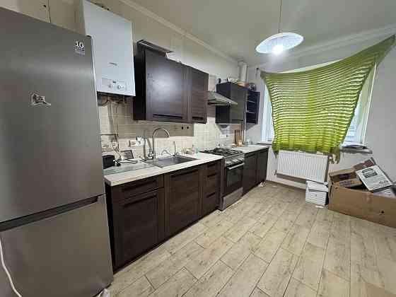 Велика однокімнатна в Бучі, центр Континент. Всі програми - так! Буча