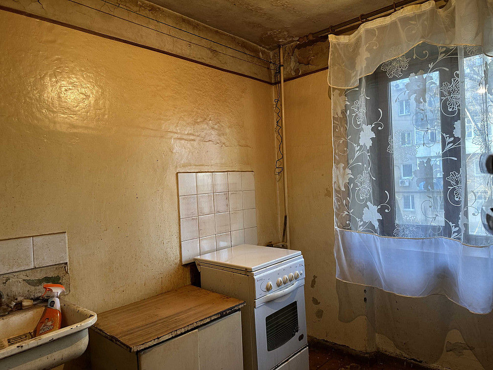 2 комн Черемушки Ген. Петрова Сильпо 2 этаж Парк Горького Одеса - зображення 3