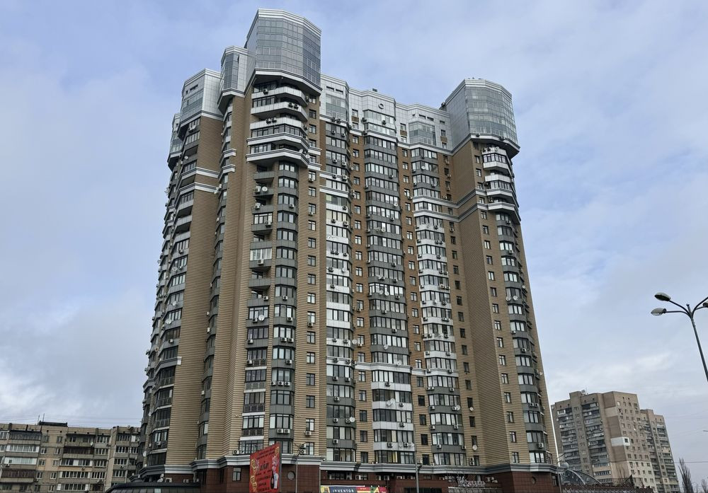 4-кімн квартира Лівобережна Микільсько-слобідська 1а Київ - зображення 2