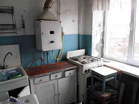 Дешево!!!3кім.кв.під ремонт в центрі,поруч централ.ринку 4пов 33000дол Ивано-Франковск