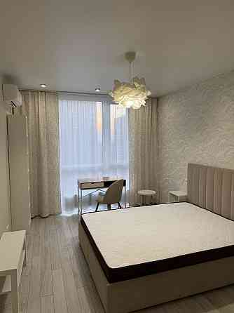 Варшавський Плюс , метро Нивки. Перша здача євродвушка. Київ