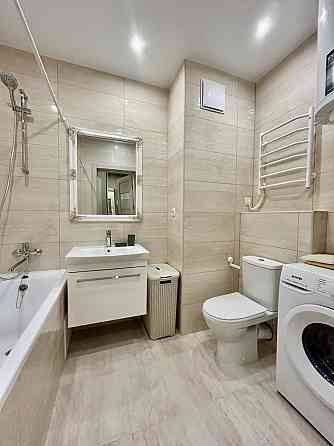 Варшавський Плюс , метро Нивки. Перша здача євродвушка. Київ