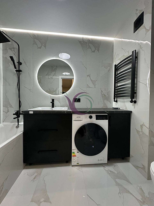 Гарна, дизайнерська  2-к. кв. з ремонтом і меблями в ЖК Family plaza Івано-Франківськ - зображення 8