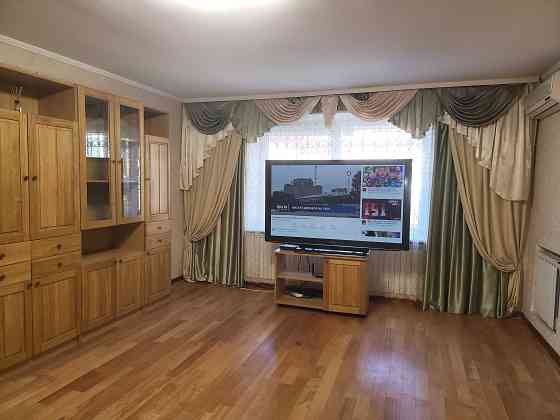 Продам свою Трёх-комнатную квартиру Дніпро